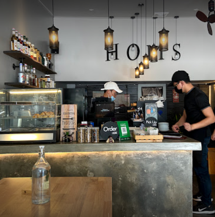 Homs Bar & Cafe 