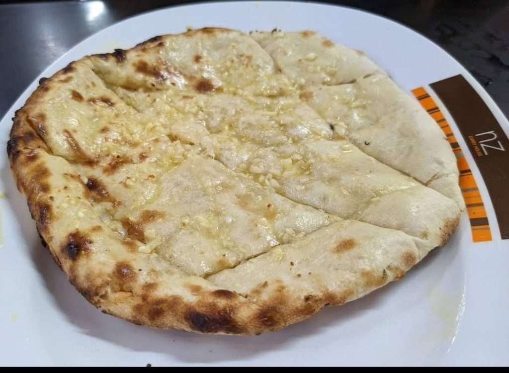 Garlic Cheese Naan (google.com)