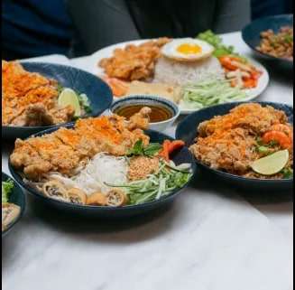 hidangan di super saigon pho cafe