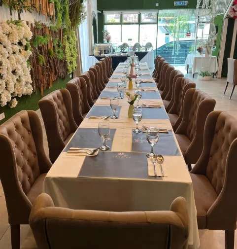 suasana Ume Floral Cafe