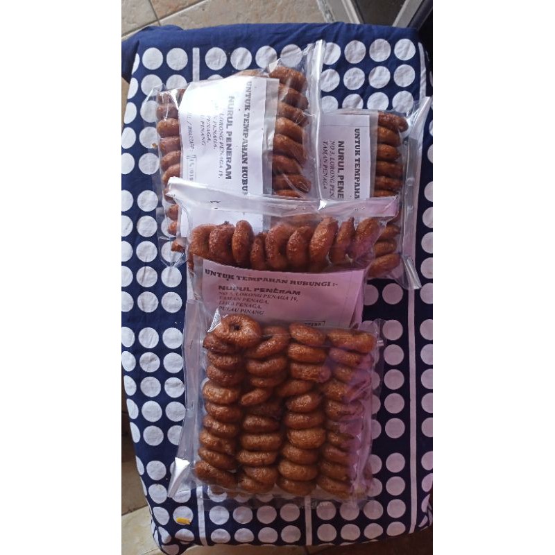 kuih peneram